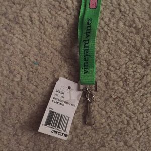 NWT Vineyard Vines green lanyard